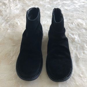 clarks avington swan boots